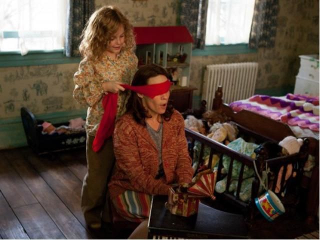 Американський прокат підкорив фільм "Закляття" Американський прокат підкорив фільм "Закляття"