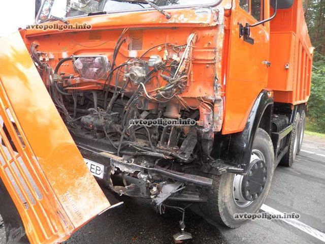 Жертва аварии КАМАЗа и автобуса под Киевом впала в кому
