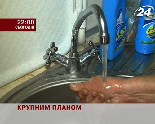 Анонс. Крупным планом: Почему украинцы месяцами сидят без горячей воды?
