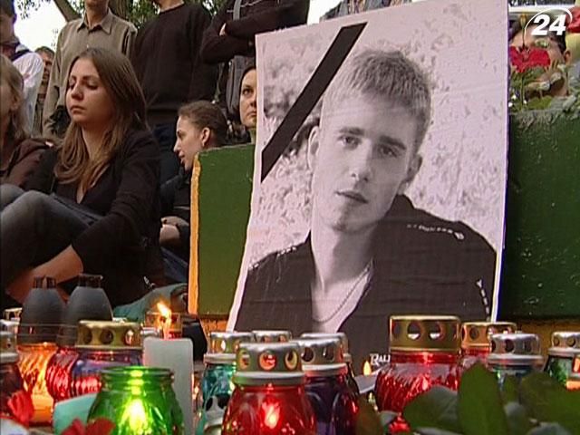 Суд продовжить вивчати обставини смерті Індила у міліцейському райвідділку Суд продовжить вивчати обставини смерті Індила у міліцейському райвідділку