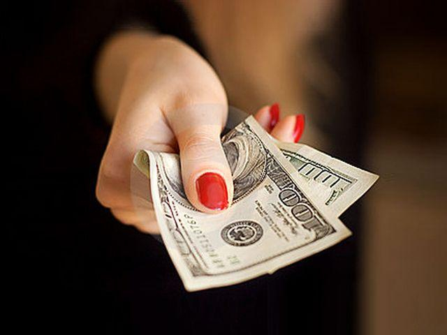 В Казахстане двум сотрудникам "Укрспецэкспорта" дали по 6 лет тюрьмы за взятку