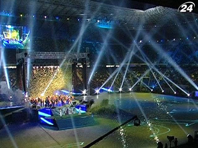 Дебют “Арени Львів”: відкриття одного із найбільш проблемних об’єктів до ЄВРО-2012 Дебют “Арени Львів”: відкриття одного із найбільш проблемних об’єктів до ЄВРО-2012