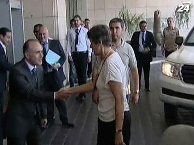 У Сирію приїхала перевірка з ООН У Сирію приїхала перевірка з ООН