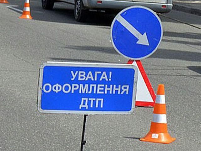 В Сумской области милиционер сбил на служебном авто девушку В Сумской области милиционер сбил на служебном авто девушку