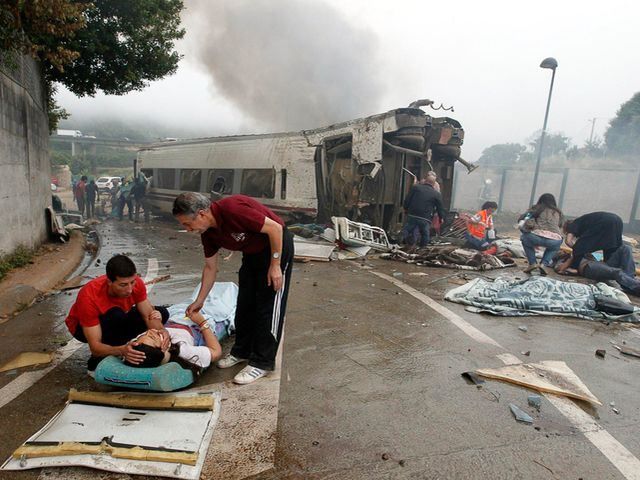 Жертвами аварии в испанской Галисии стали же 78 человек, - судмедэксперты Жертвами аварии в испанской Галисии стали же 78 человек, - судмедэксперты