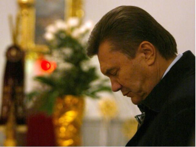 Янукович запевняє, що не дозволить політикам використовувати церкву Янукович запевняє, що не дозволить політикам використовувати церкву