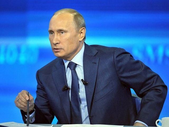 Путин говорит, что единственный выход для украинской экономики - объединиться с российской Путин говорит, что единственный выход для украинской экономики - объединиться с российской