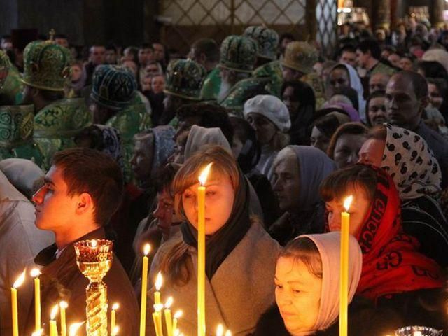 Путіна немає на богослужінні у Лаврі Путіна немає на богослужінні у Лаврі