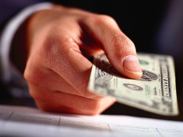 Чиновника из Нацуниверситета поймали на взятке Чиновника из Нацуниверситета поймали на взятке