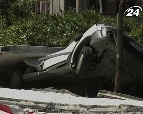 Ущерб от торнадо в Милане оценили в миллионы евро Ущерб от торнадо в Милане оценили в миллионы евро