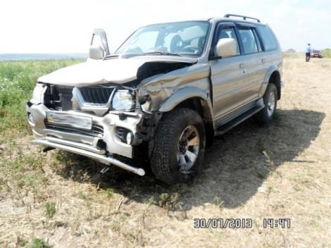 На Одещині джип збив насмерть росіянина і його неповнолітнього сина (Фото) На Одещині джип збив насмерть росіянина і його неповнолітнього сина (Фото)