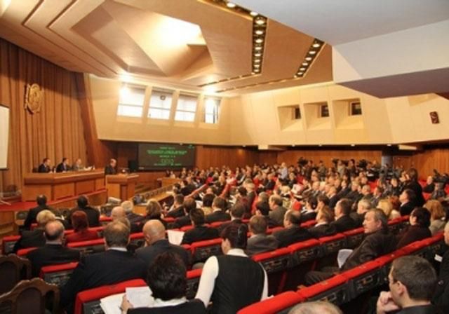 Комітет виборців подав до суду на Верховну Раду Криму Комітет виборців подав до суду на Верховну Раду Криму