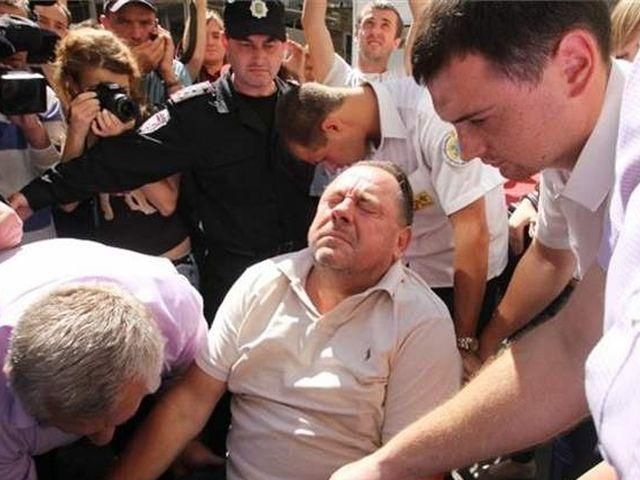 У Табачника предупредили ректоров об ответственности за взятки У Табачника предупредили ректоров об ответственности за взятки