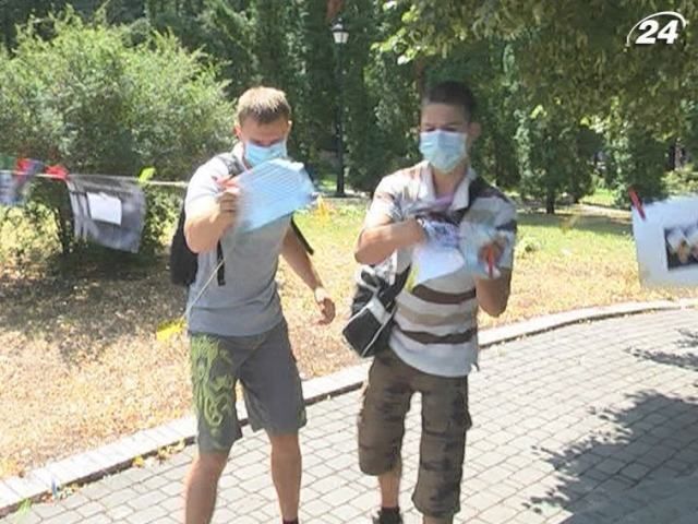 У столиці зірвали акцію "Простір вільної Білорусі" У столиці зірвали акцію "Простір вільної Білорусі"