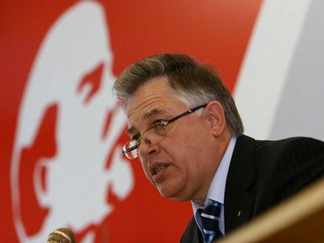 Свободівці похвалилися, що закидали Симоненка яйцями Свободівці похвалилися, що закидали Симоненка яйцями