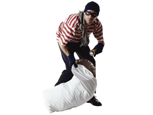 ФБР дозволила своїм інформаторам порушити закон 5,6 тисяч разів ФБР дозволила своїм інформаторам порушити закон 5,6 тисяч разів