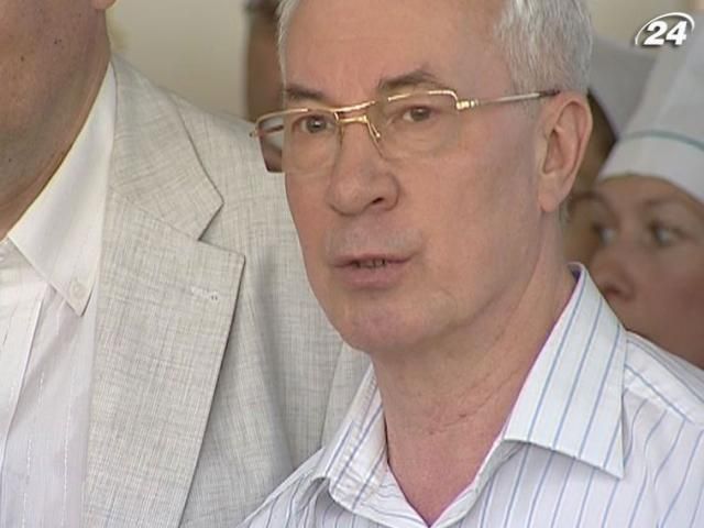 Микола Азаров вийшов з відпустки Микола Азаров вийшов з відпустки