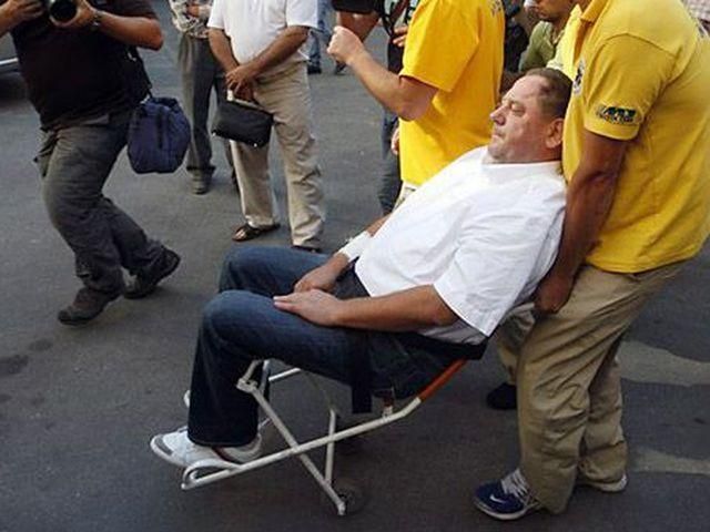 Скандального ректора-хабарника виписали з лікарні Скандального ректора-хабарника виписали з лікарні