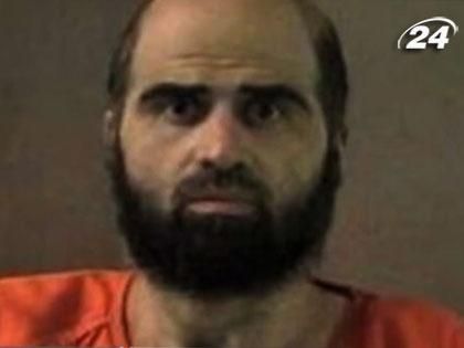 У США судять майора-вбивцю 13 людей У США судять майора-вбивцю 13 людей