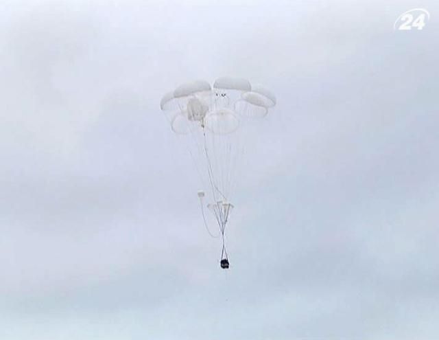 На гостей военного праздника в России чуть не приземлился танк На гостей военного праздника в России чуть не приземлился танк