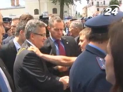 В "яичном инциденте" виновата охрана Коморовского, - МВД Польши В "яичном инциденте" виновата охрана Коморовского, - МВД Польши