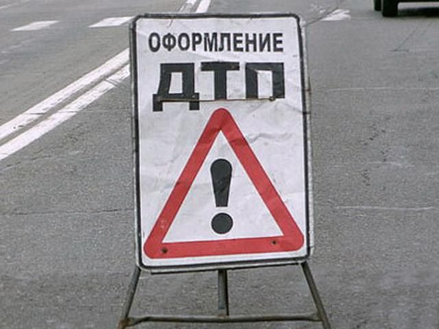 У Москві в аварію потрапив автозак з 20 ув'язненими У Москві в аварію потрапив автозак з 20 ув'язненими