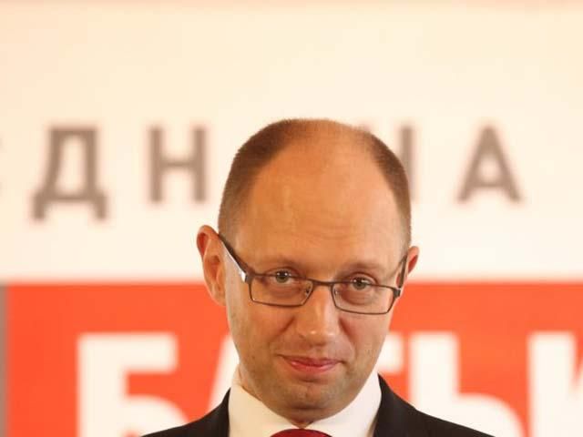 Яценюк порадив Клюєву дочекатися засідання Верховної Ради і ввімкнути телевізор