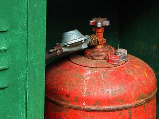 У Чернівцях в магазині вибухнув балон: є постраждалі У Чернівцях в магазині вибухнув балон: є постраждалі