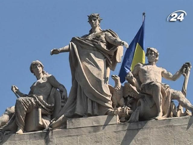 Во Львове участники из 15 стран обсуждают пути развития Европы Во Львове участники из 15 стран обсуждают пути развития Европы