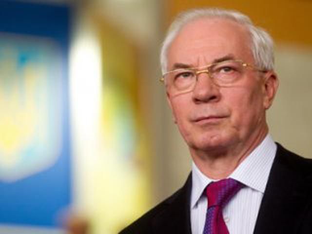 Азаров считает, что Мельник повел себя "недопустимо" Азаров считает, что Мельник повел себя "недопустимо"