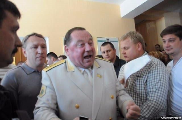 Міліція могла сприяти Мельнику у втечі, - прокуратура Міліція могла сприяти Мельнику у втечі, - прокуратура