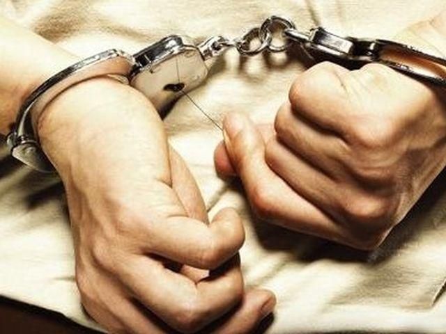 Двох українців підозрюють у жорстокому потрійному вбивстві у Москві Двох українців підозрюють у жорстокому потрійному вбивстві у Москві