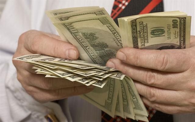 Українці в інтернеті "купуються" на дешеву техніку та обіцянки великих грошей Українці в інтернеті "купуються" на дешеву техніку та обіцянки великих грошей