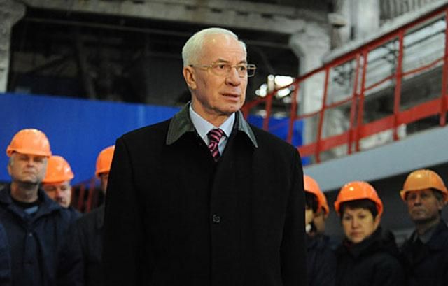 Премьер поблагодарил строителей за выполненные государственные задачи Премьер поблагодарил строителей за выполненные государственные задачи