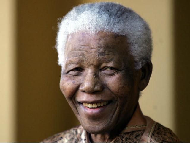 Стан Мандели повільно покращується Стан Мандели повільно покращується