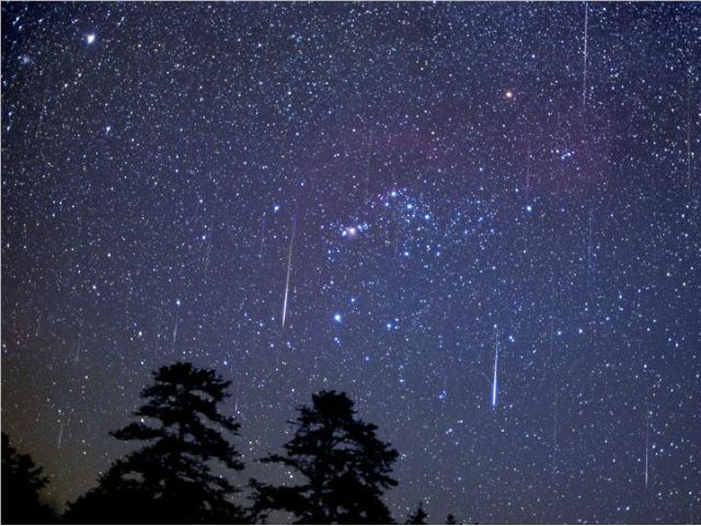 Завтра ночью можно увидеть один из самых мощных звездопадов Завтра ночью можно увидеть один из самых мощных звездопадов