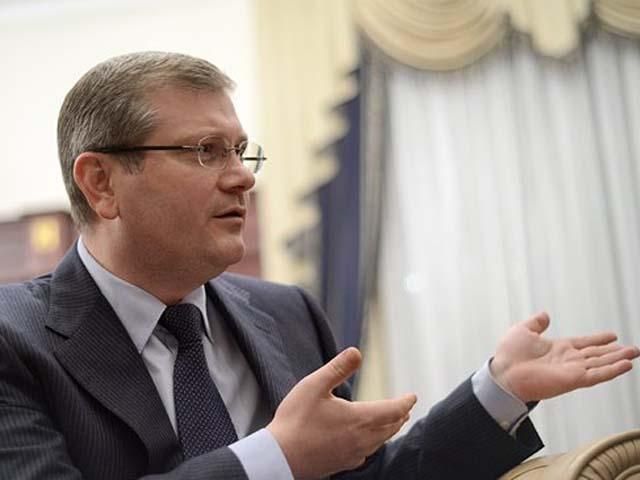 Для заседаний Вилкула заказали президиум за 45 тысяч Для заседаний Вилкула заказали президиум за 45 тысяч