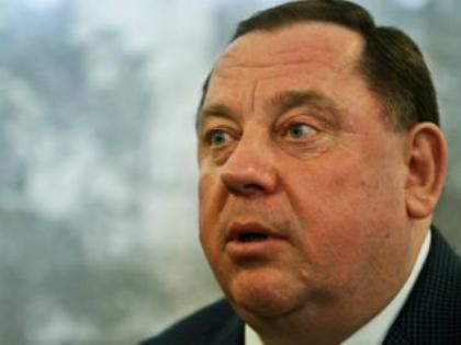 У міліцію дзвонять люди, які знають, де переховується Мельник, - МВС У міліцію дзвонять люди, які знають, де переховується Мельник, - МВС