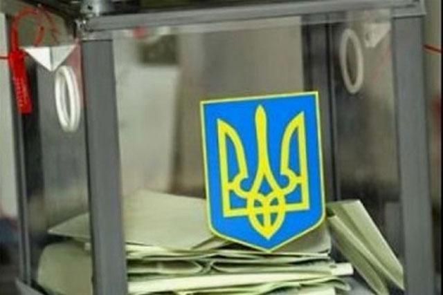 В Криму на місцевих виборах за регіоналів віддали голоси 100% виборців