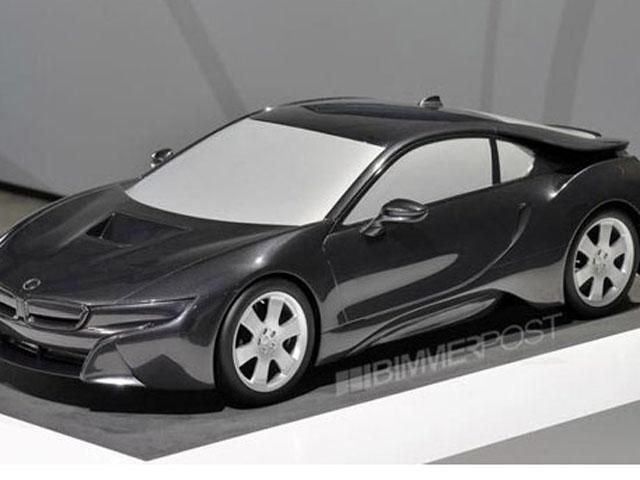 З’явилися перші фотографії суперкара BMW i8 З’явилися перші фотографії суперкара BMW i8