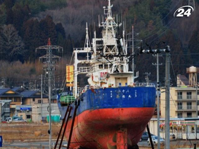 В Японии утилизируют шхуну - символ цунами В Японии утилизируют шхуну - символ цунами