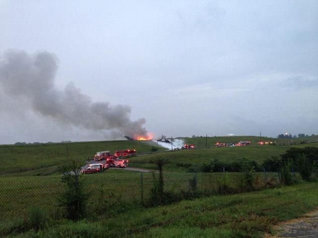 Біля Бірмінгема впав вантажний літак, його пілоти загинули Біля Бірмінгема впав вантажний літак, його пілоти загинули