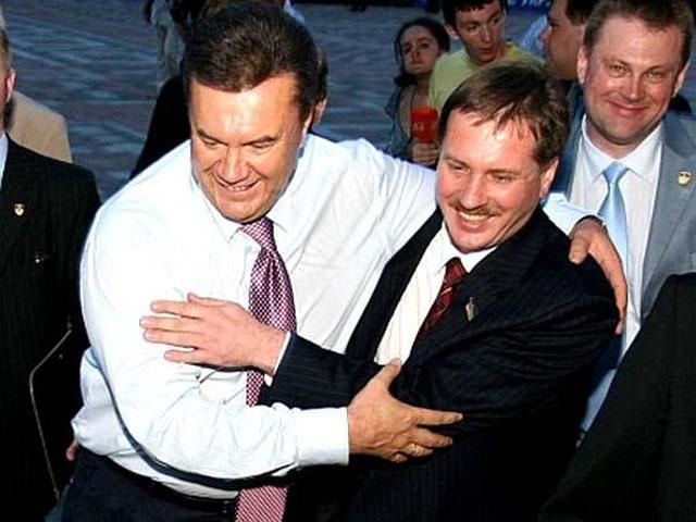 Януковича не любят, но рейтинг оппозиции не растет, - Чорновил