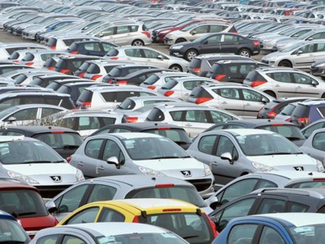 Через спецмито люди не захочуть купувати нову машину, вигідніше буде придбати вживану, - експерт Через спецмито люди не захочуть купувати нову машину, вигідніше буде придбати вживану, - експерт