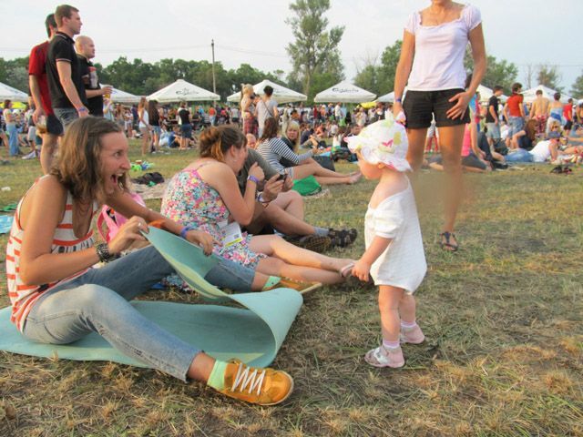 На выходных в Украине солнечная погода будет способствовать отдыху На выходных в Украине солнечная погода будет способствовать отдыху