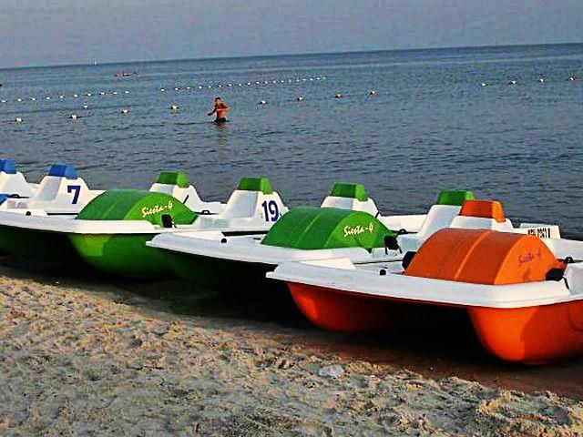 У Феодосії після прогулянки на катамарані зник росіянин У Феодосії після прогулянки на катамарані зник росіянин