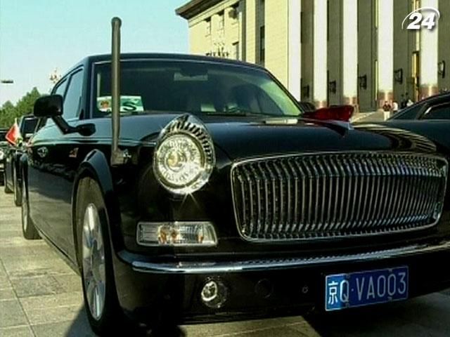 Китай відроджує вітчизняну марку автомобілів Hongqi