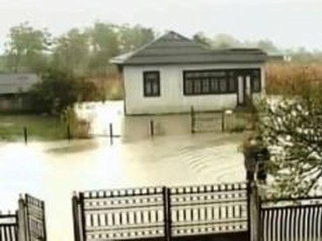 Ливни затопили грузинский курорт