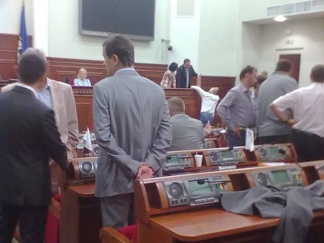 Сессия Киевсовета длилась 12 минут