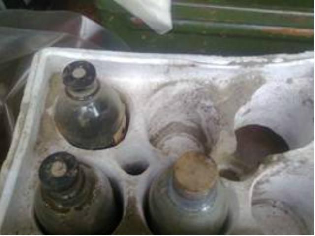 В Харькове нашли 50 кг ртути (Фото) В Харькове нашли 50 кг ртути (Фото)